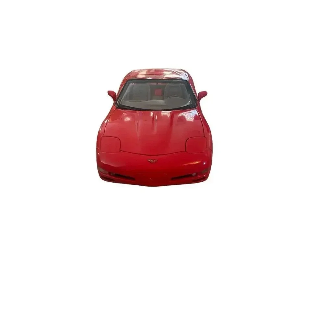 WELLY 1999 Red Chevrolet CORVETTE Convertible #2111 Model Car 1:18
